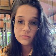 Professor de inglês ensina para todas idades com especialidade em metodologias ativas